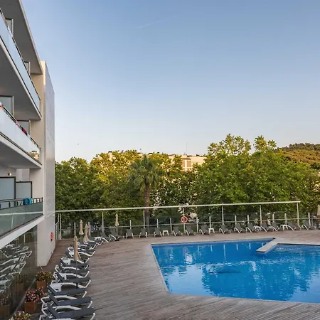 Rvhotels Nautic Park מלון