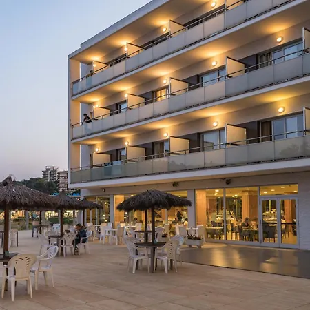 Rvhotels Nautic Park מלון