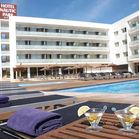 Otel Rvhotels Nautic Park 4*