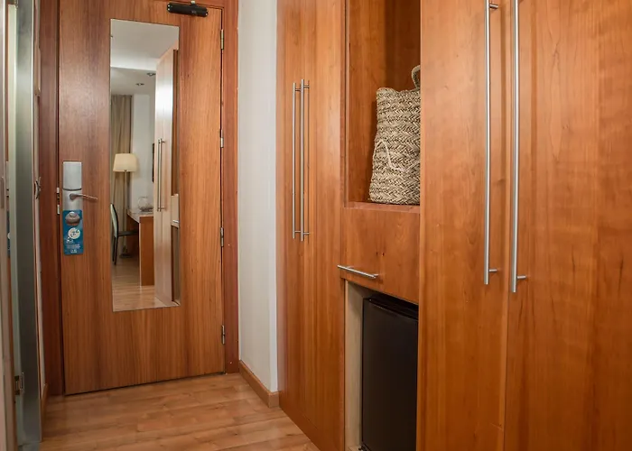 Rvhotels Nautic Park מלון פלטחה ד'ארו