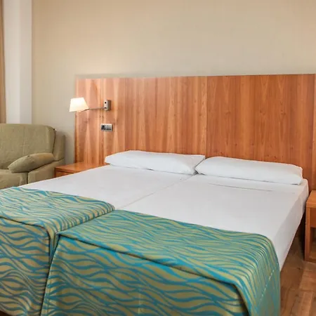 Rvhotels Nautic Park 普拉加德阿罗