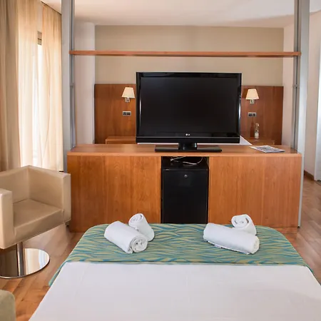 Rvhotels Nautic Park ホテル プラヤ・デアロ