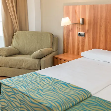 Rvhotels Nautic Park プラヤ・デアロ
