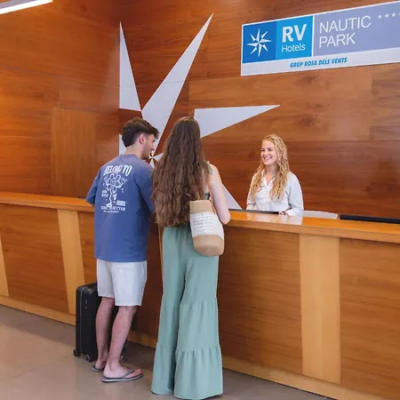Rvhotels Nautic Park プラヤ・デアロ