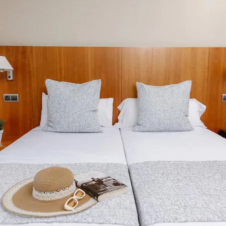 Rvhotels Nautic Park ホテル プラヤ・デアロ