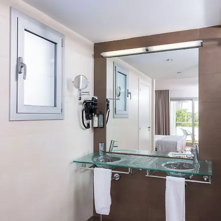 Rvhotels Nautic Park Hotel