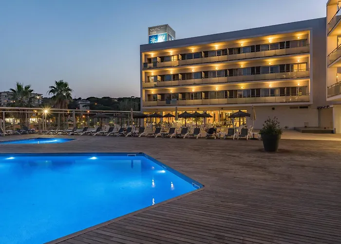 Otel Rvhotels Nautic Park 4*