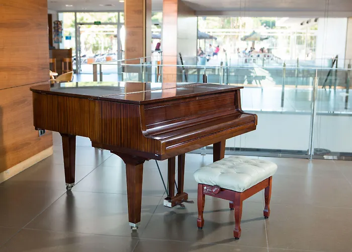 Rvhotels Nautic Park Hotel 4*